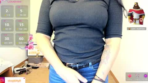 Snapshot of innocentchurchgirlll chatting on 06-05-26, 12:39 Luna online show from 06-05-26, 12:39