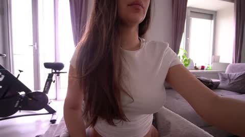 Maria online show from 05-28-26, 10:34