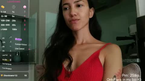 Laroa online show from 04-16-26, 07:36