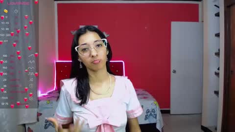 Snapshot of inocent_luna chatting on 01-10-25, 12:27 Luna moon online show from 01-10-25, 12:27