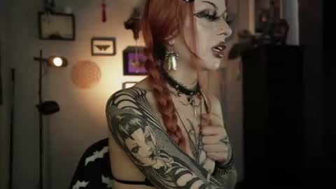 Snapshot of insania_999 chatting on 07-01-26, 03:45 SANIA online show from 07-01-26, 03:45