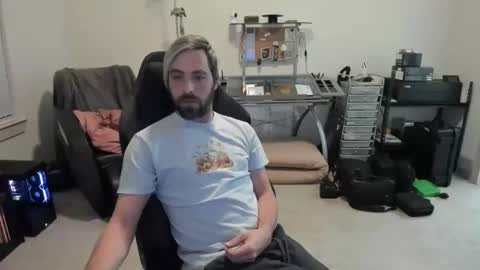 Lifes Love online show from 11-15-25, 01:03