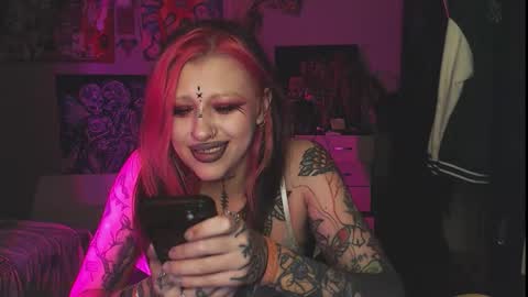 Snapshot of insunnity666 chatting on 01-12-26, 08:25 Insunnity666 online show from 01-12-26, 08:25