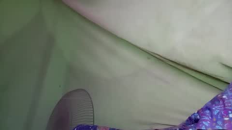 interne8famous online show from 11-06-25, 01:56