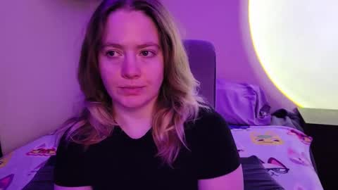 Faye online show from 01-19-26, 04:27