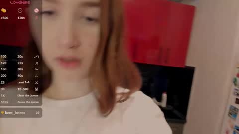 Snapshot of internetsexplorer chatting on 03-12-25, 12:36 Bernadette Join online show from 03-12-25, 12:36