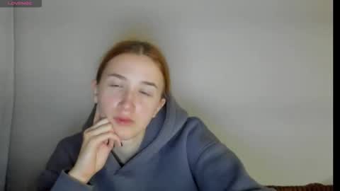 Snapshot of internetsexplorer chatting on 11-02-25, 04:26 Bernadette Join online show from 11-02-25, 04:26