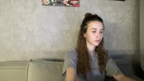 Snapshot of internetsexplorer chatting on 06-06-26, 10:36 Bernadette Join online show from 06-06-26, 10:36