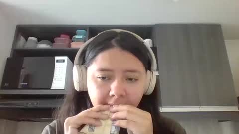 Iris 3 online show from 04-14-26, 01:50