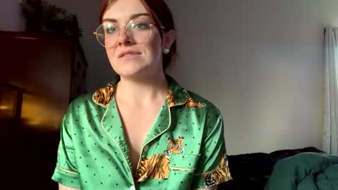 IntoTheWoodsWeGo online show from 04-08-26, 11:05