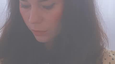 Nadyia online show from 09-18-25, 10:06