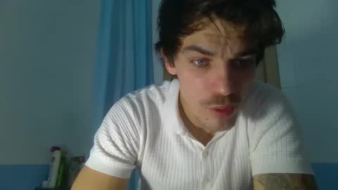 Snapshot of ipaulsoy chatting on 12-15-24, 08:25 Paul online show from 12-15-24, 08:25