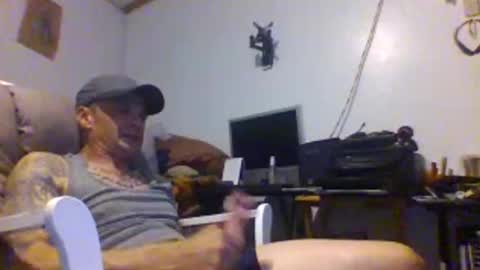 Snapshot of ipleaseherfromdaback chatting on 10-26-25, 11:16 BillyAllen online show from 10-26-25, 11:16