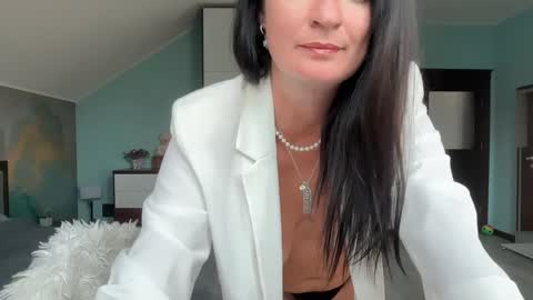 iracherrynow online show from 06-04-26, 08:20