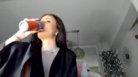 Ir s room online show from 01-16-25, 02:51