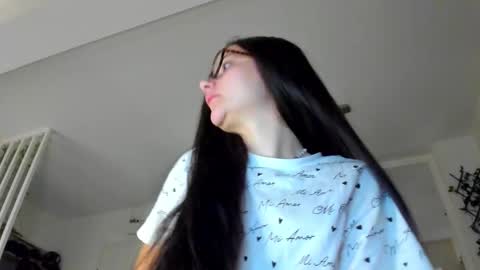 Ir s room online show from 12-05-25, 05:49