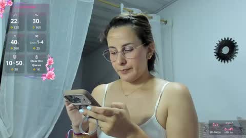 Snapshot of irina_05 chatting on 05-11-26, 11:35 IRINA online show from 05-11-26, 11:35