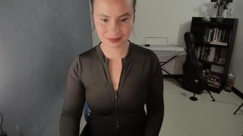 irina online show from 07-09-26, 02:04