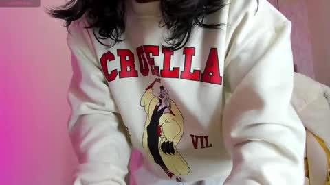 iris_77 online show from 11-20-25, 11:10