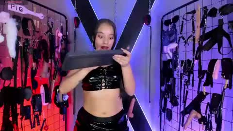 iris_cinthia_bdsm online show from 07-05-26, 04:19