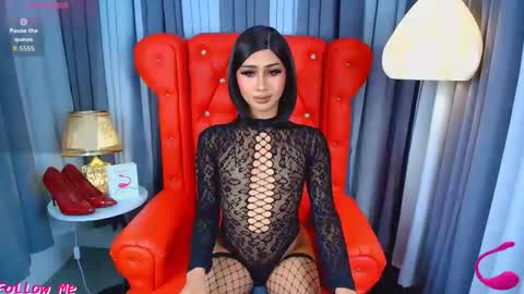 Snapshot of iris_lauren chatting on 05-11-26, 01:44 Iris online show from 05-11-26, 01:44