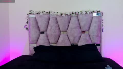 Iris online show from 10-31-25, 06:20