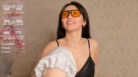 iris on cam online show from 10-02-25, 10:17