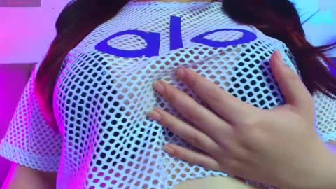 Snapshot of iris_roses chatting on 05-06-26, 08:25 iris_roses online show from 05-06-26, 08:25