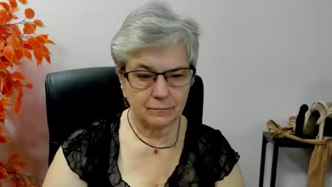 I R I S online show from 09-29-25, 06:18