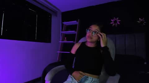 Iris Fyre  online show from 04-20-26, 12:41