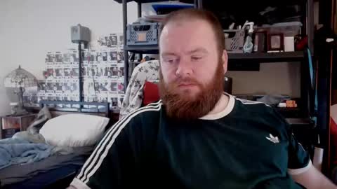 Snapshot of irishdaddy24 chatting on 04-03-26, 12:14 twitter theirishman205 online show from 04-03-26, 12:14