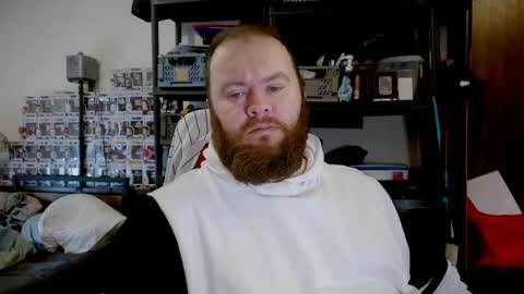 Snapshot of irishdaddy24 chatting on 04-06-26, 10:16 twitter theirishman205 online show from 04-06-26, 10:16
