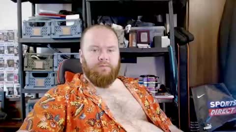Snapshot of irishdaddy24 chatting on 06-27-26, 11:15 twitter theirishman205 online show from 06-27-26, 11:15