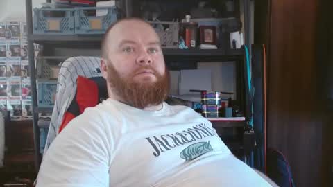 Snapshot of irishdaddy24 chatting on 08-07-26, 11:12 twitter theirishman205 online show from 08-07-26, 11:12