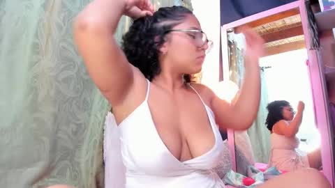 Snapshot of iriss_25 chatting on 02-11-25, 05:40 iris online show from 02-11-25, 05:40