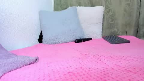 Snapshot of iriss_25 chatting on 02-23-25, 03:51 iris online show from 02-23-25, 03:51