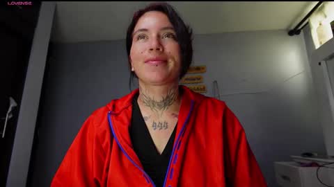 Snapshot of iriss_cardenas chatting on 10-10-25, 11:31 iriss_cardenas online show from 10-10-25, 11:31
