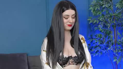 irissbell online show from 12-20-25, 07:59