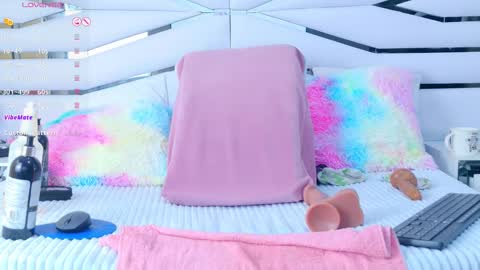 Iris online show from 03-08-25, 02:30