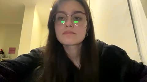 irisss31 online show from 04-17-26, 06:55