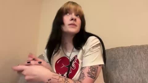 irissweets online show from 02-15-26, 01:46