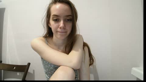 irma_b2004 online show from 05-16-26, 07:34