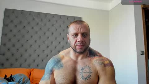 Snapshot of ironhulk22 chatting on 03-21-26, 08:52 ironhulk22 online show from 03-21-26, 08:52