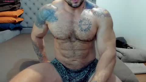 Snapshot of ironhulk22 chatting on 07-17-26, 06:02 ironhulk22 online show from 07-17-26, 06:02