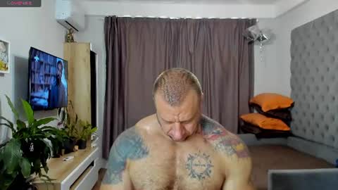 Snapshot of ironhulk22 chatting on 07-19-26, 11:36 ironhulk22 online show from 07-19-26, 11:36