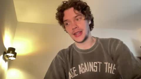 Sam online show from 02-15-26, 09:33