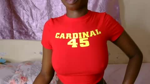 Snapshot of irresistible_princess chatting on 07-16-26, 04:46 amaal shammy online show from 07-16-26, 04:46