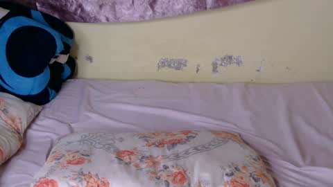 Snapshot of irresistible_princess chatting on 07-17-26, 08:14 amaal shammy online show from 07-17-26, 08:14