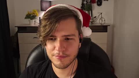 Jess online show from 12-24-24, 09:22