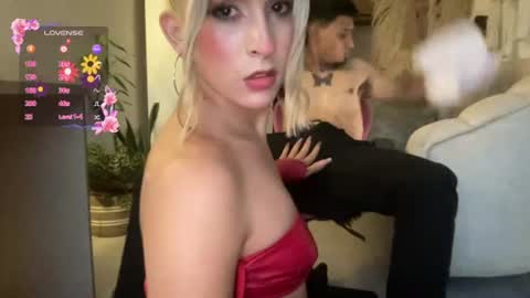 Snapshot of isa__fox_1 chatting on 06-19-26, 11:08 Isabella online show from 06-19-26, 11:08